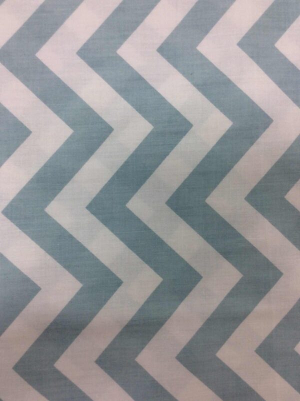 Chevron gris y blancos